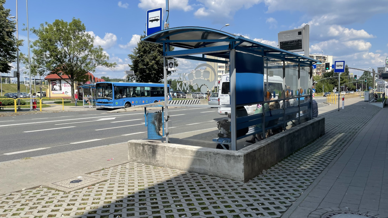 Przystanek autobusowy Chrzanów ul. Trzebińska (Kaufland)
