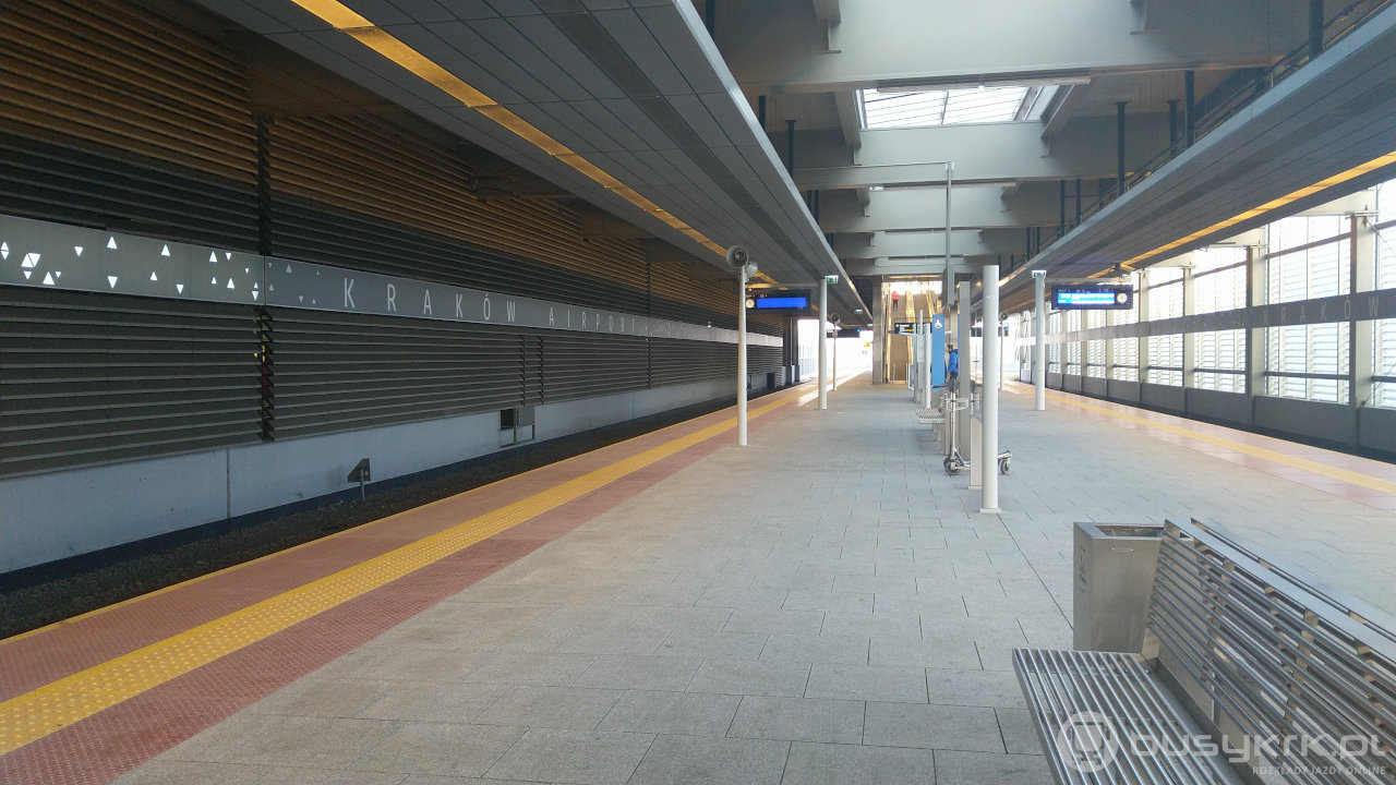 Stacja kolejowa Krak贸w Airport